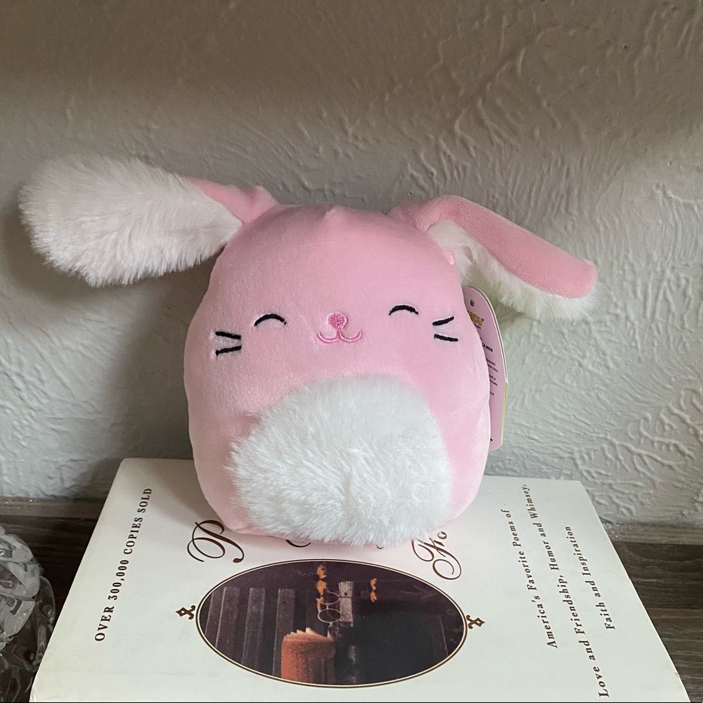 5" Bop the Bunny Squishmallow